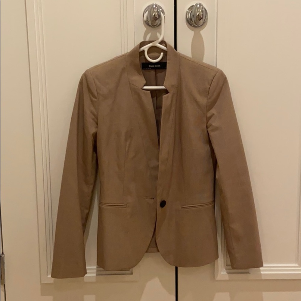 ZARA collarless blazer